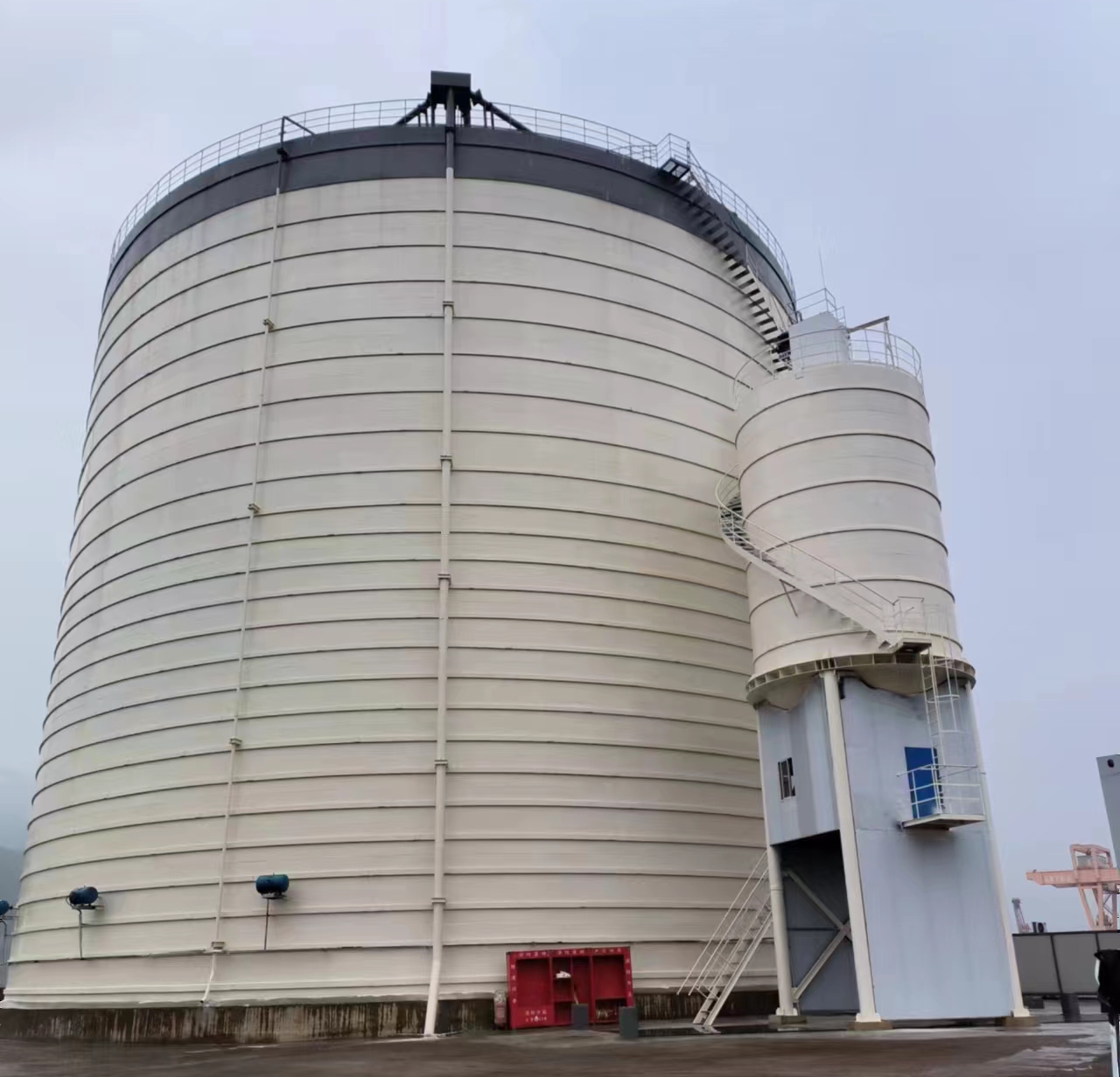 龙沙10万吨水泥钢板库